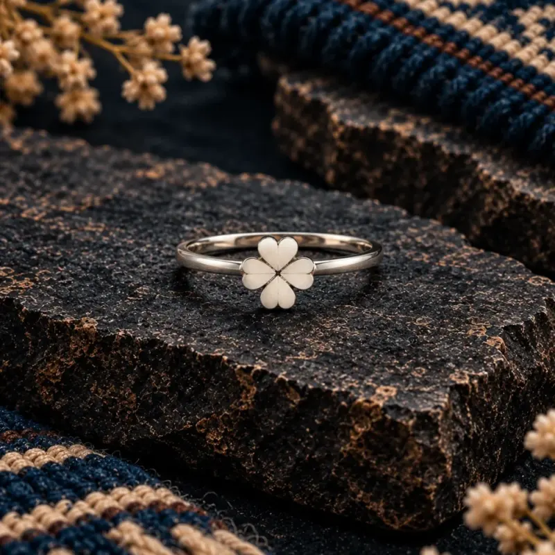 Anillo Trébol
